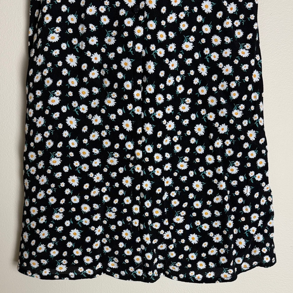 Forever 21 Juniors Black White Floral Short Sleeve Button down Mini Dress Size S - Picture 4 of 13